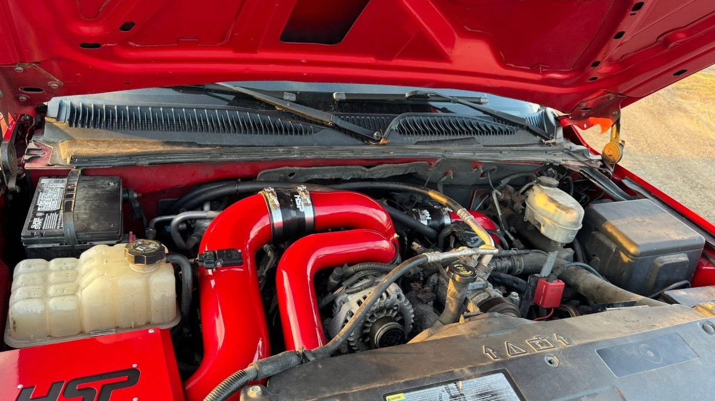 HSP performance piping in engine bay